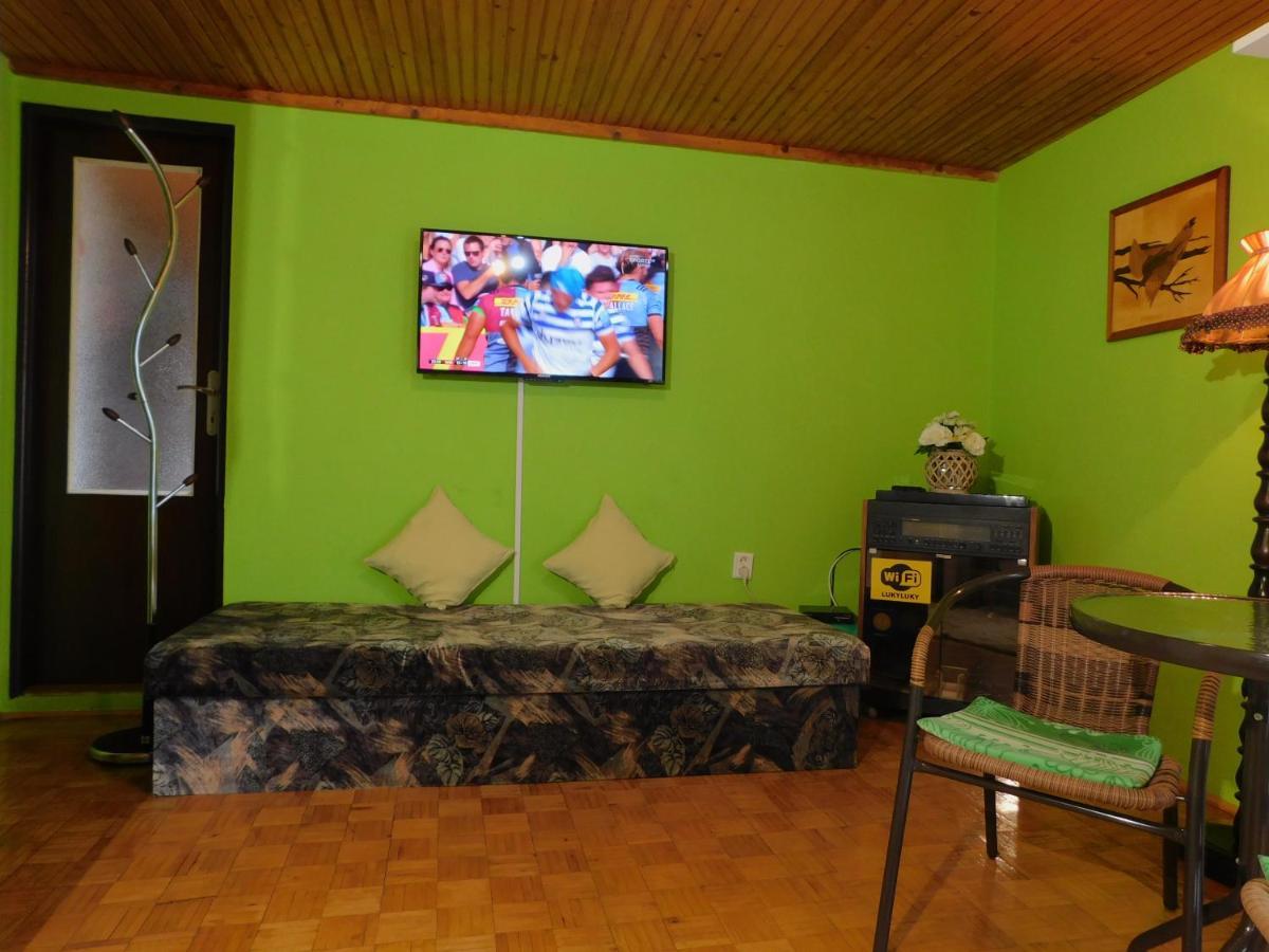 Pod Dubom Apartment Liptovsky Mikulas Luaran gambar